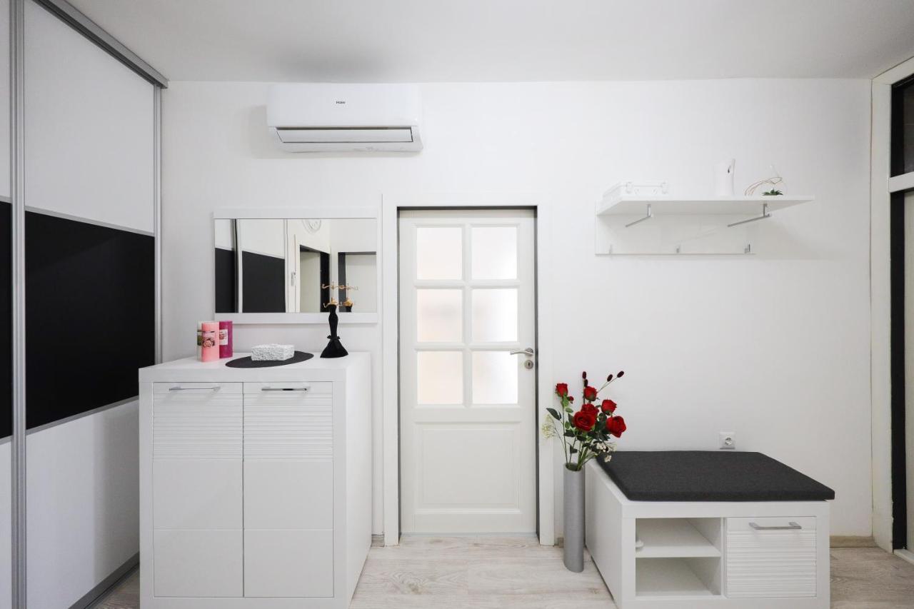 Deluxe Look Apartment Zadar Exterior photo